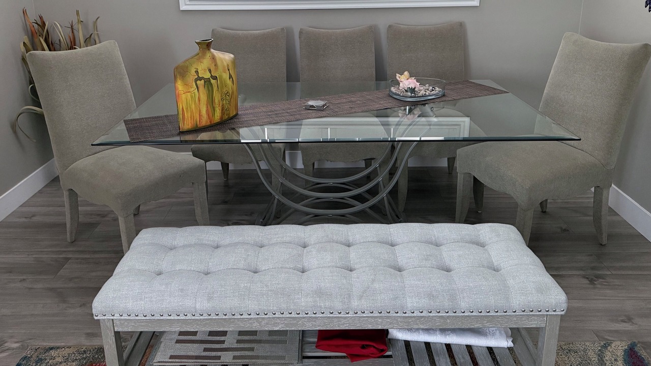 Photo of Livingroom in Sandy