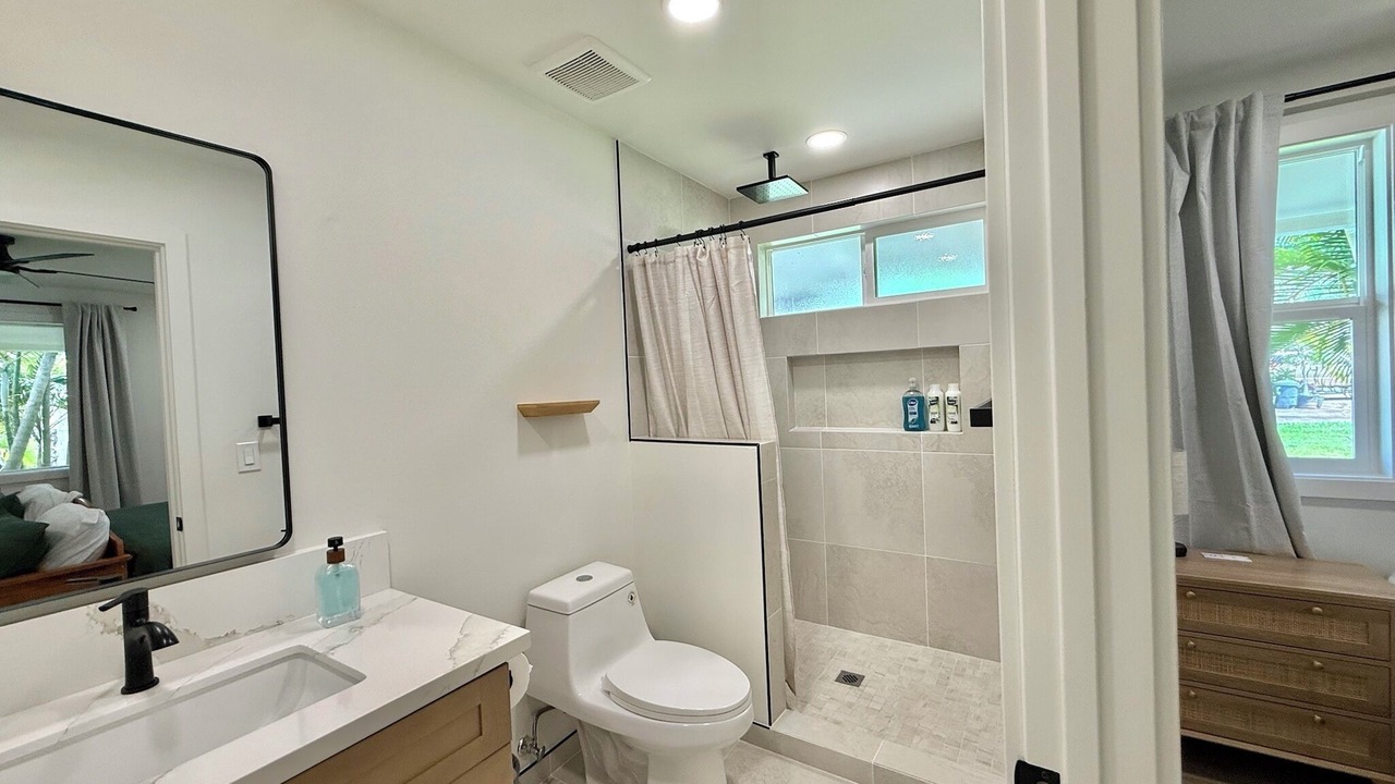 Photo of Bathroom in Waialee