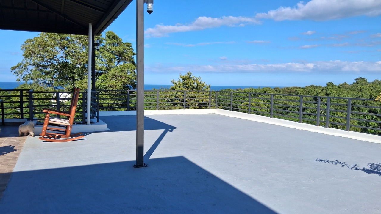 Photo of Patio Balcony in Luperon