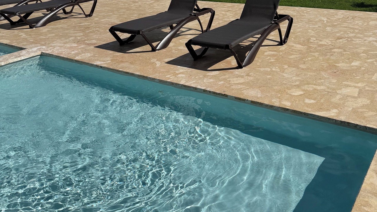 Photo of Outdoor in Veron
