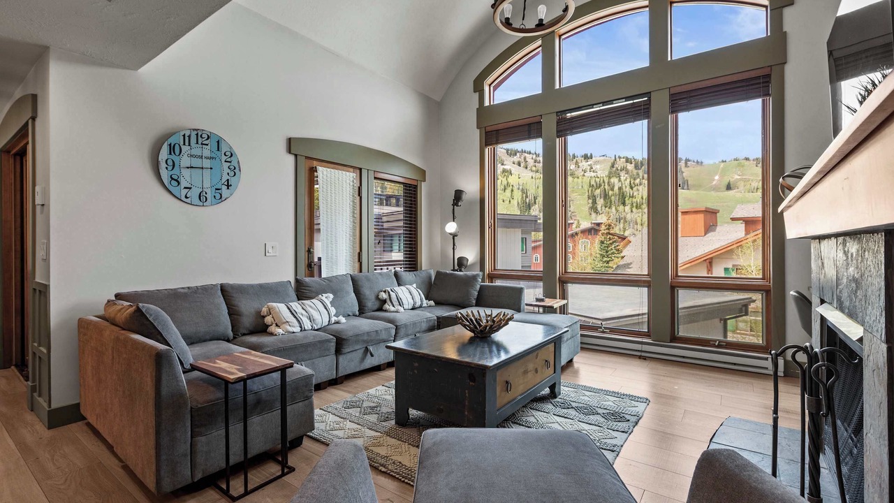 Photo of Livingroom in Salt Lake Mountain Resorts