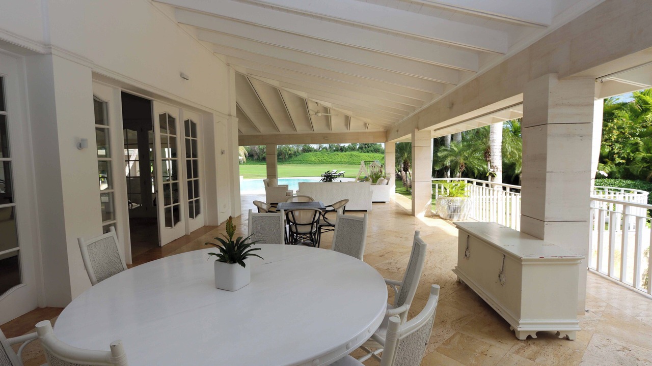 Photo of Outdoor in Las Lomas