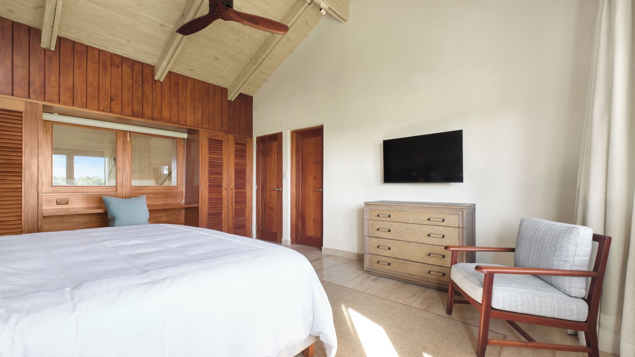 Photo of Bedroom in Los Altos
