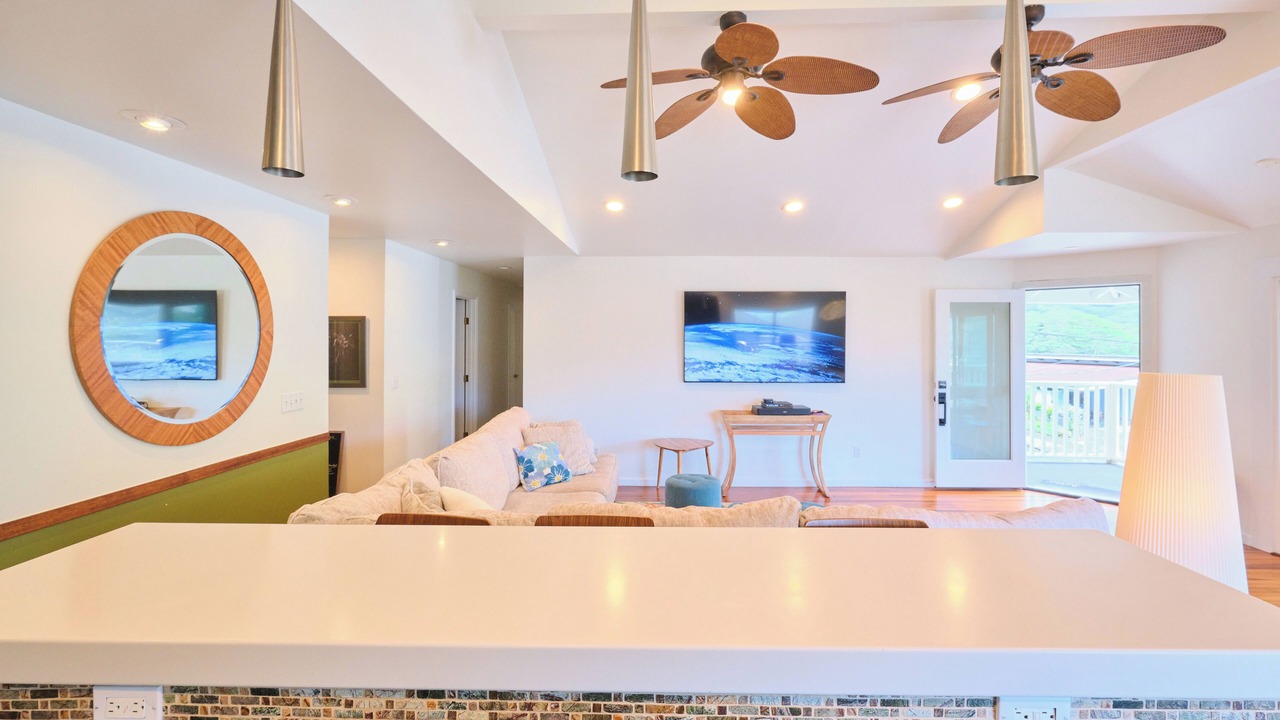 Photo of Livingroom in Manoa