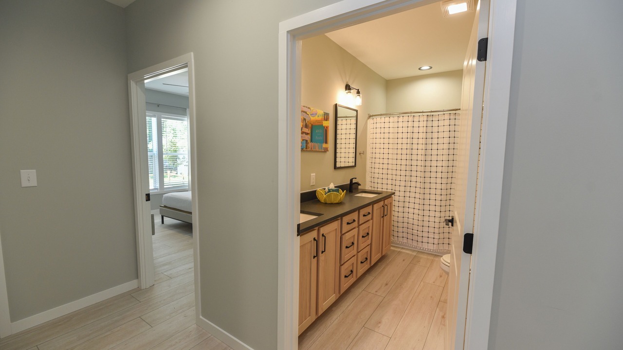 Photo of Bedroom in Long Neck