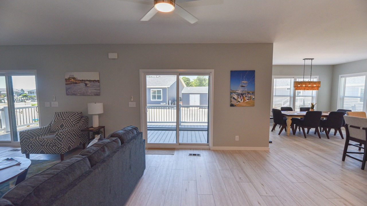 Photo of Livingroom in Long Neck