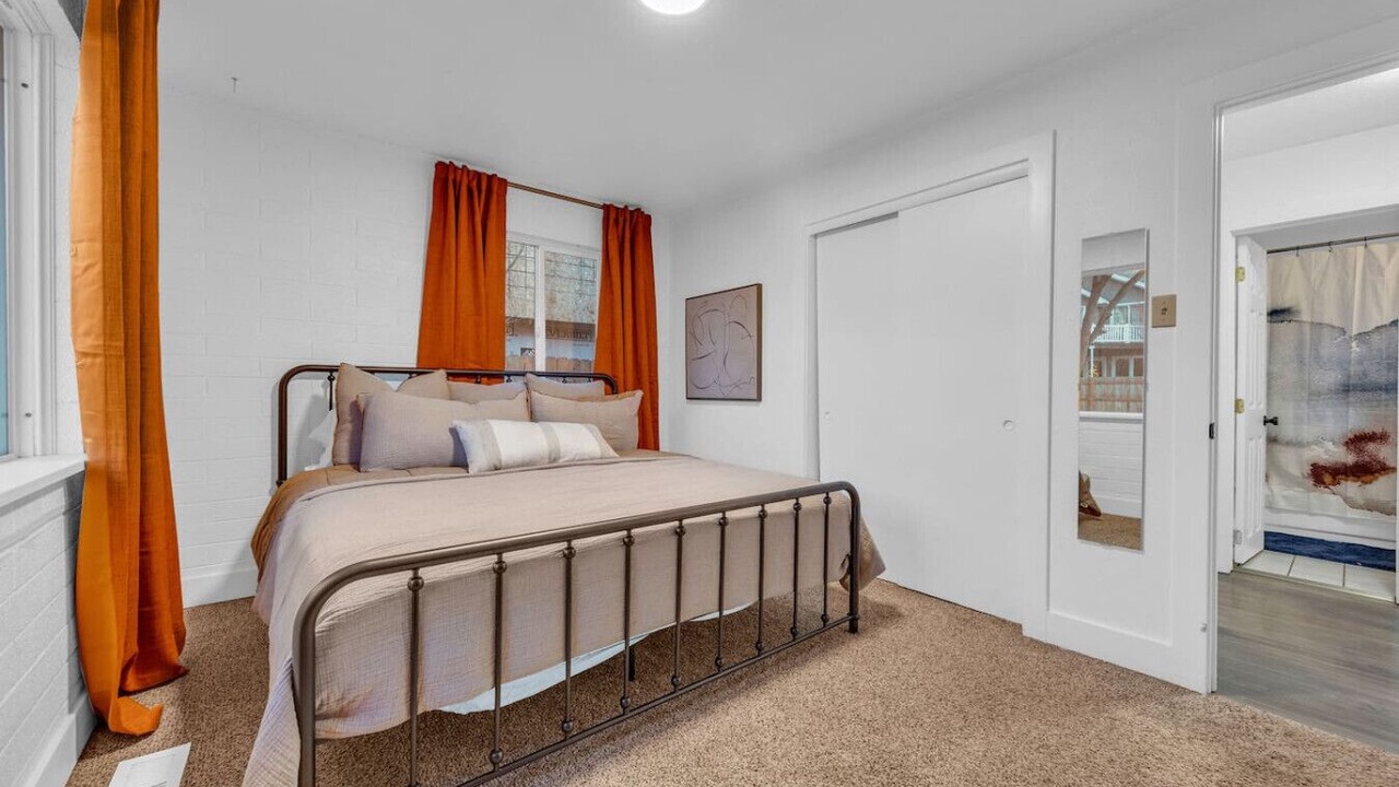Photo of Bedroom in Millcreek