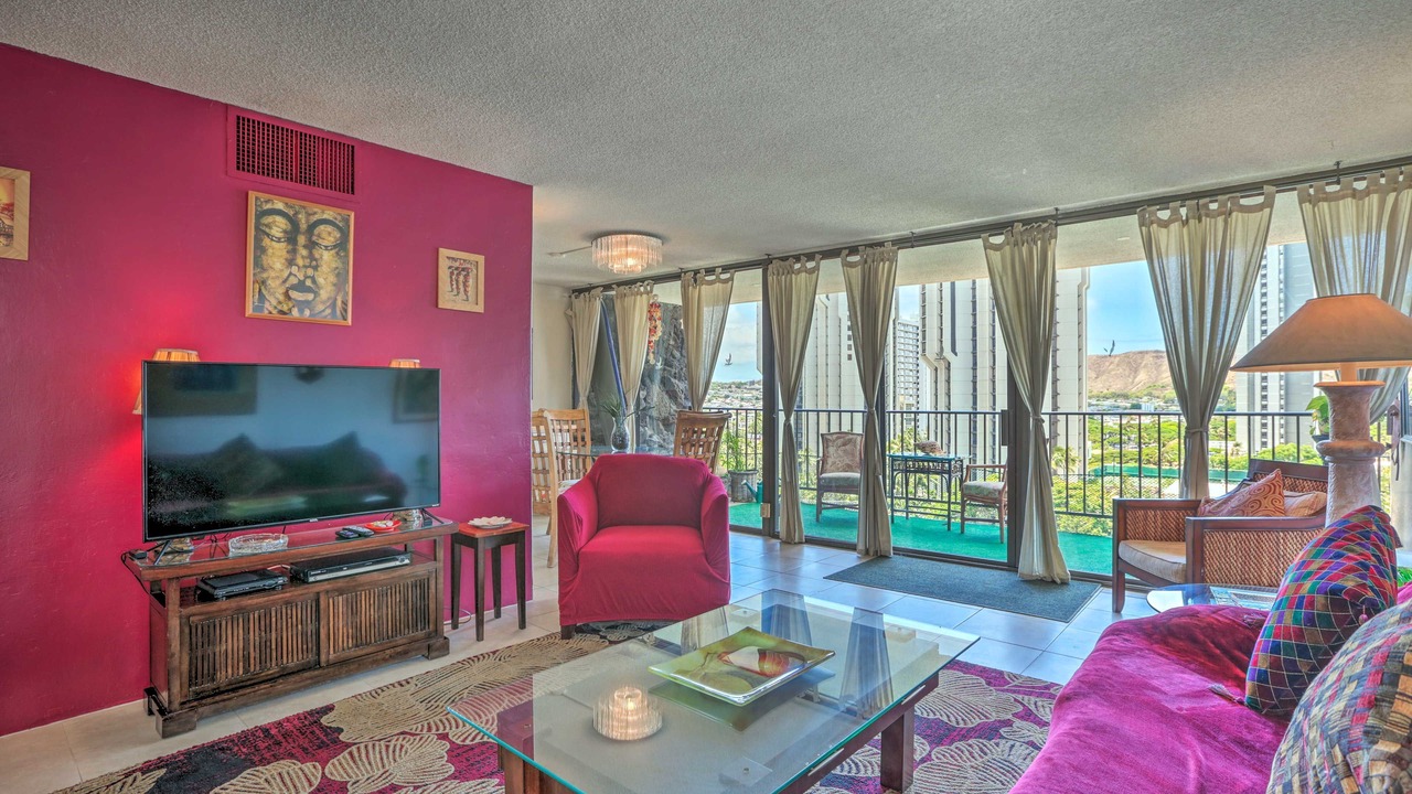 Photo of Livingroom in Waikiki