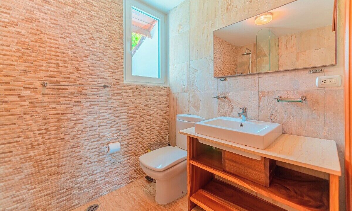 Photo of Bathroom in Playa Chiquita