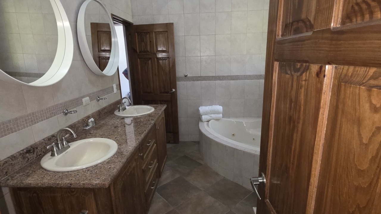 Photo of Bathroom in Urbanizacion Tavarez