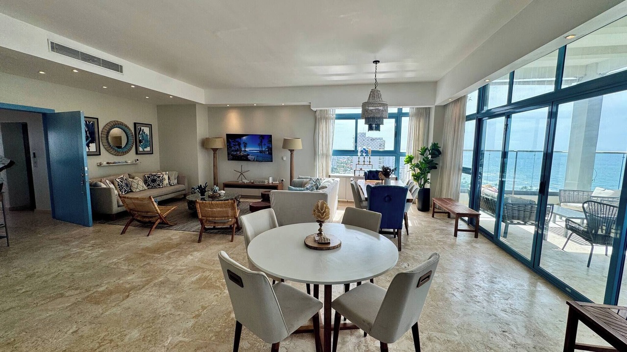 Photo of Livingroom in Villas Del Mar