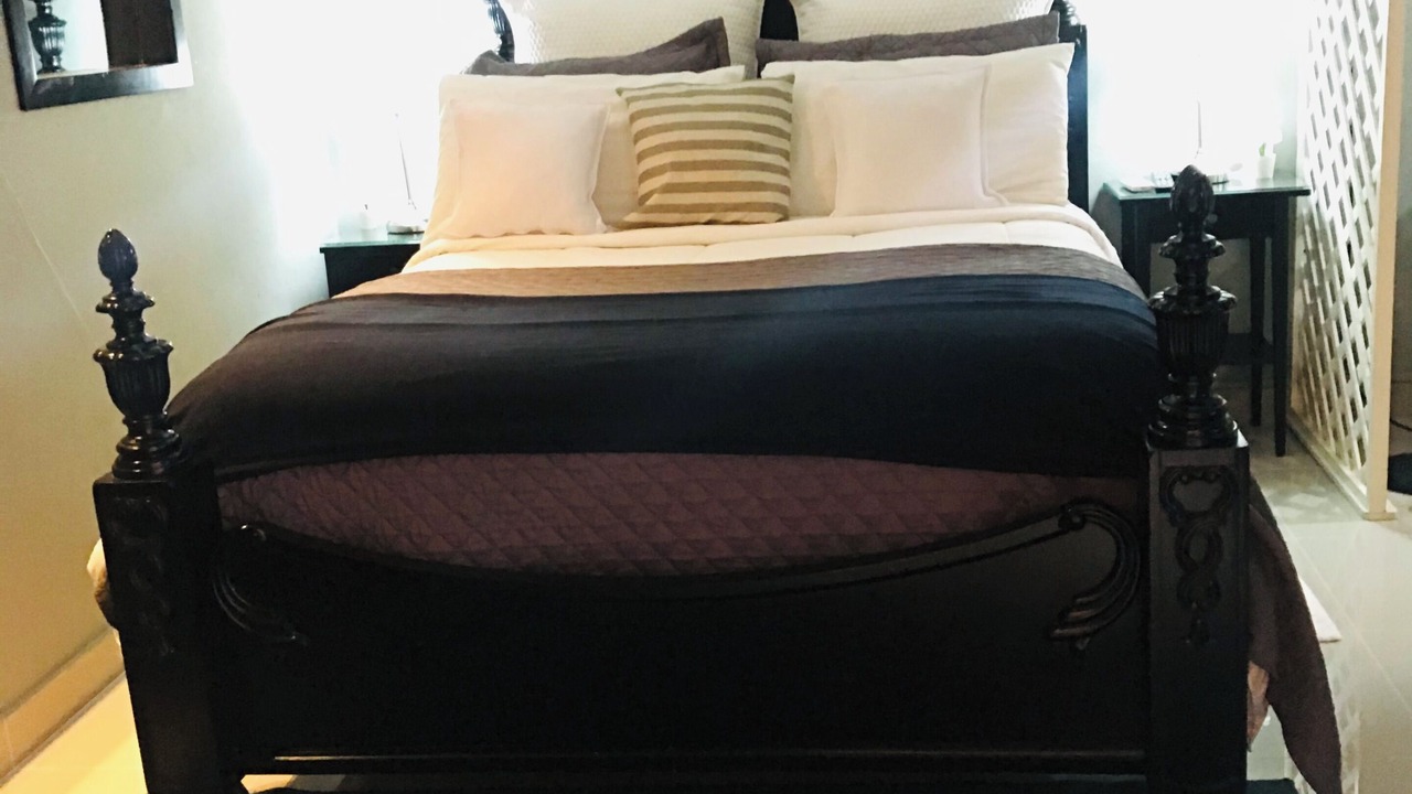 Photo of Bedroom in Alma Rosa