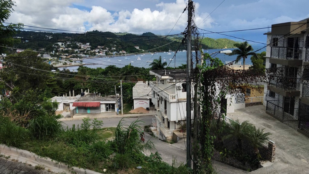 Photo of Others in Samana