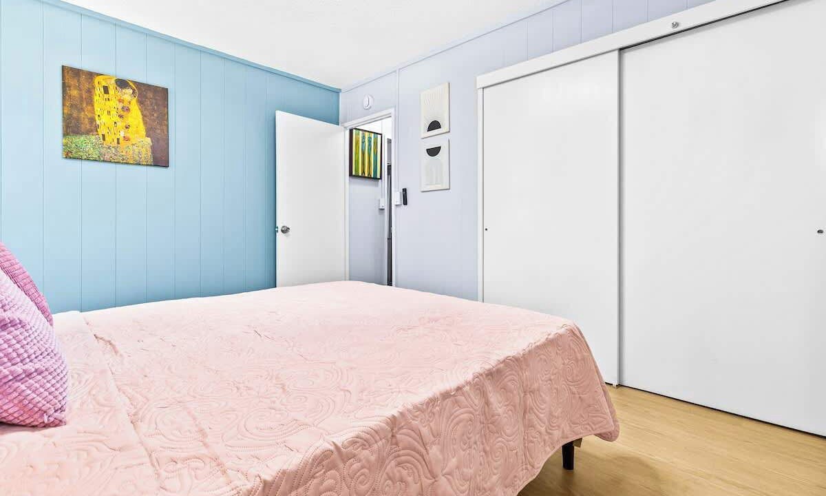 Photo of Bedroom in Pacific Heights