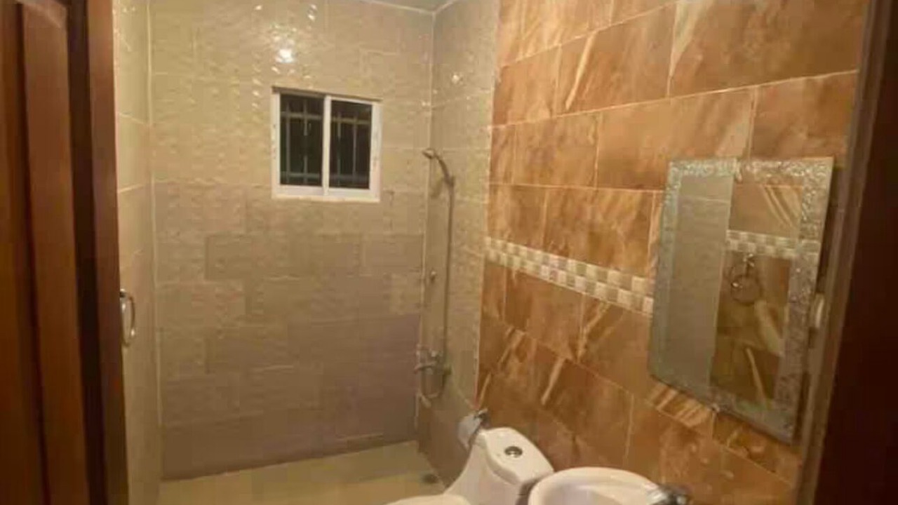 Photo of Bathroom in Bani