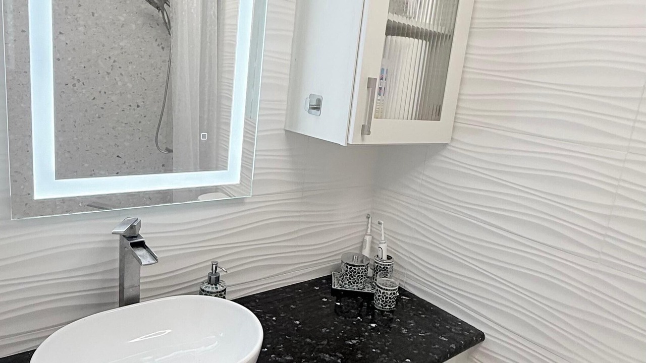 Photo of Bathroom in Hawaii Kai