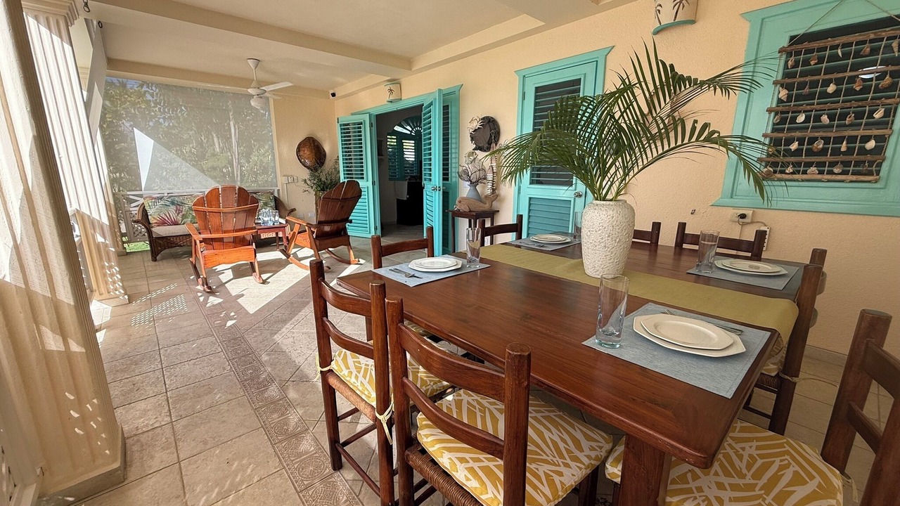 Photo of Patio Balcony in La Iglesia