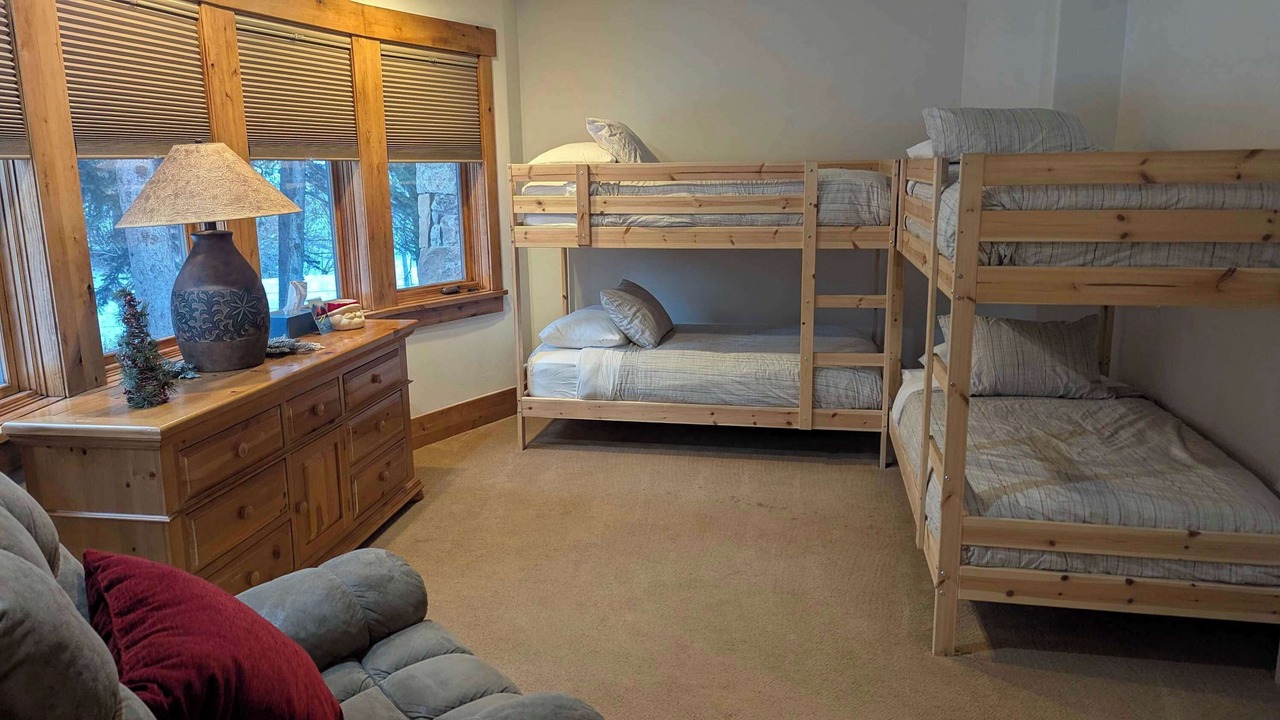 Photo of Bedroom in Salt Lake Mountain Resorts