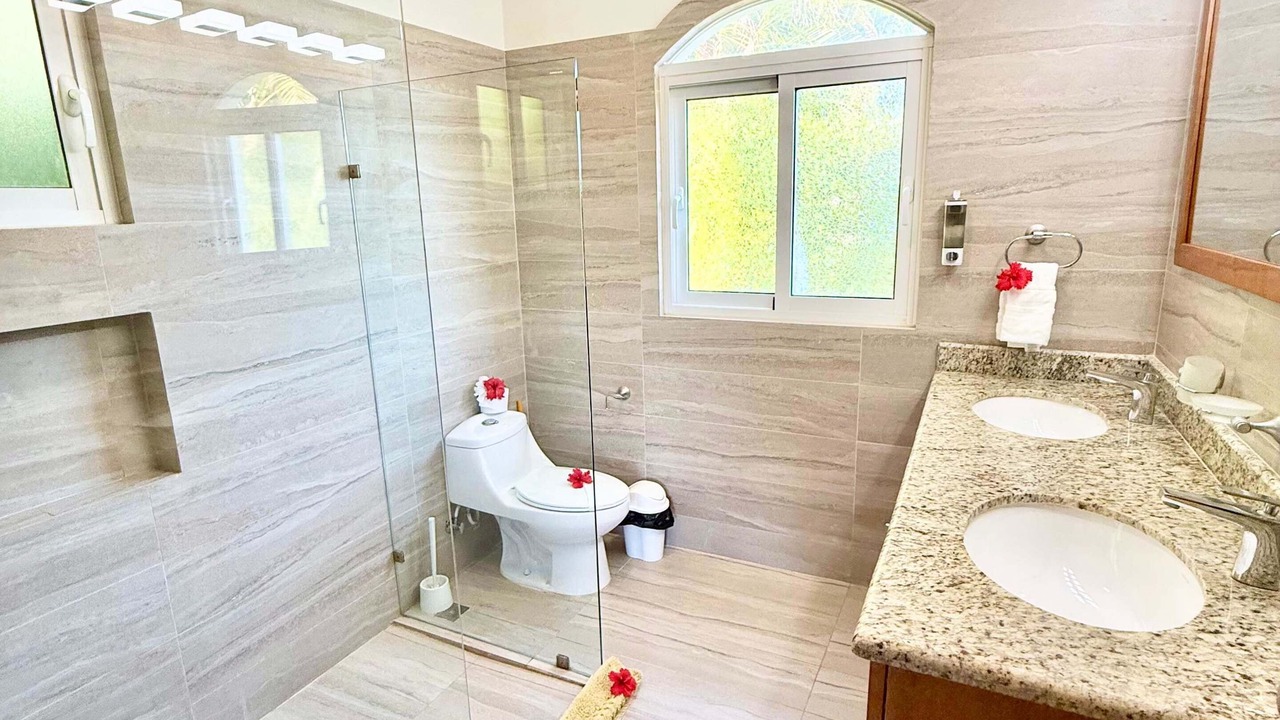 Photo of Bathroom in Playa Chiquita