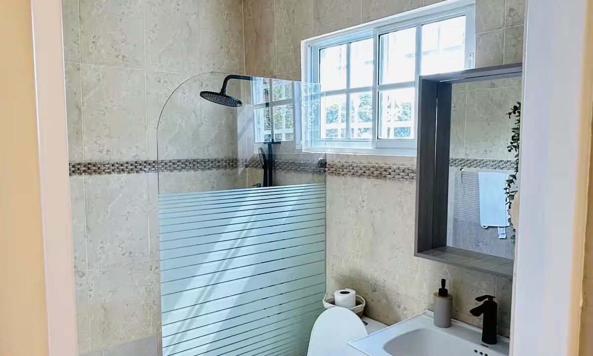 Photo of Bathroom in Bani