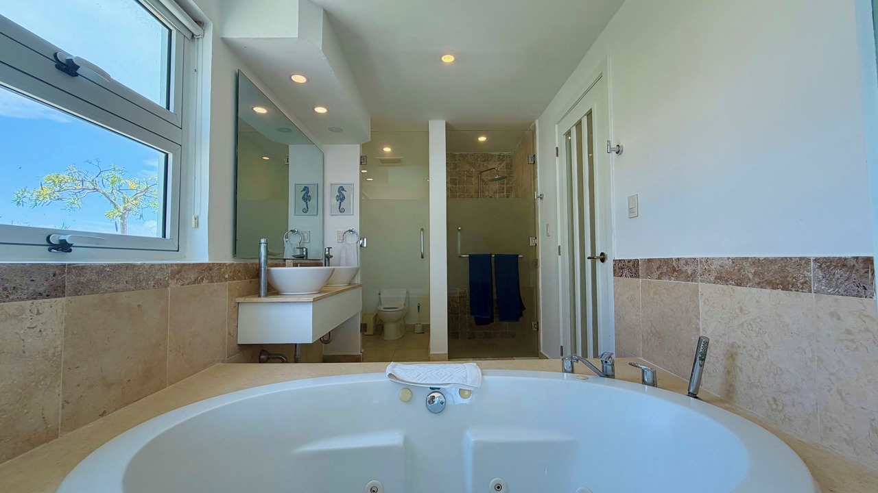 Photo of Bathroom in Cap Cana Marina