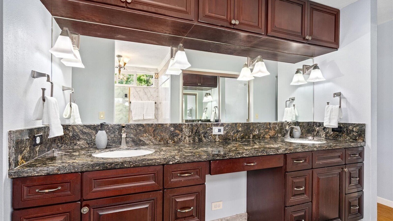 Photo of Bathroom in Hawaii Kai