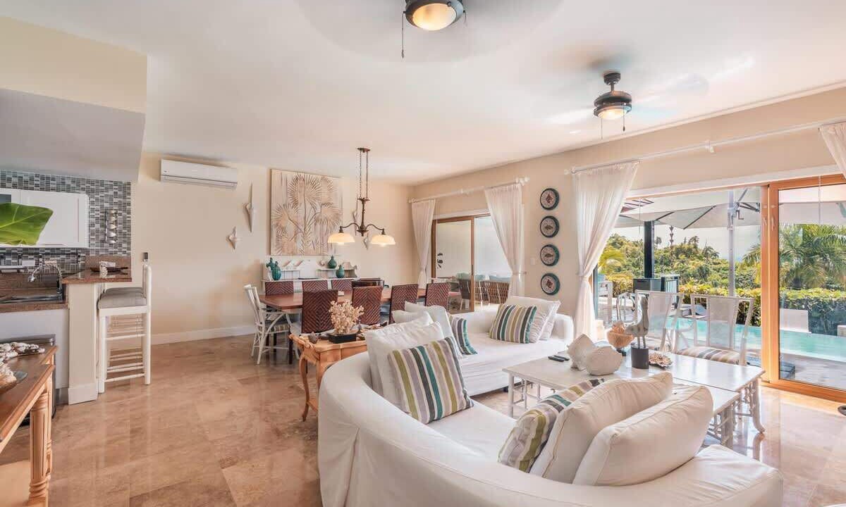 Photo of Livingroom in Puerto Bahia