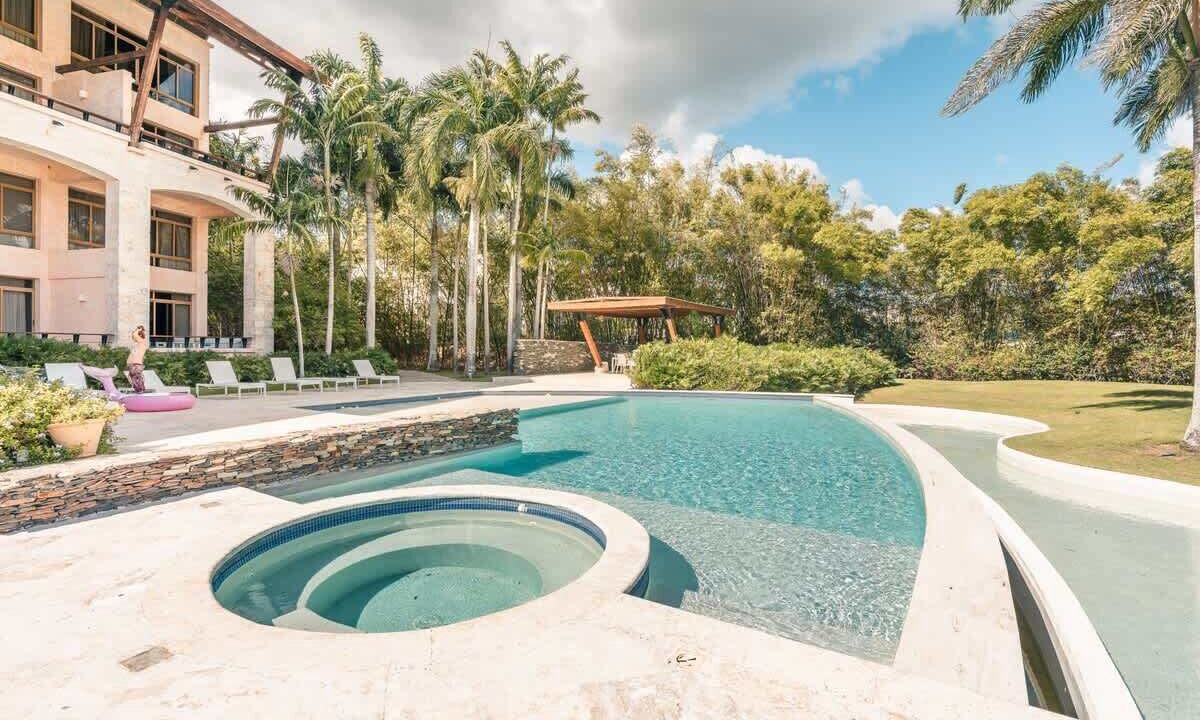 Photo of Outdoor in Los Altos