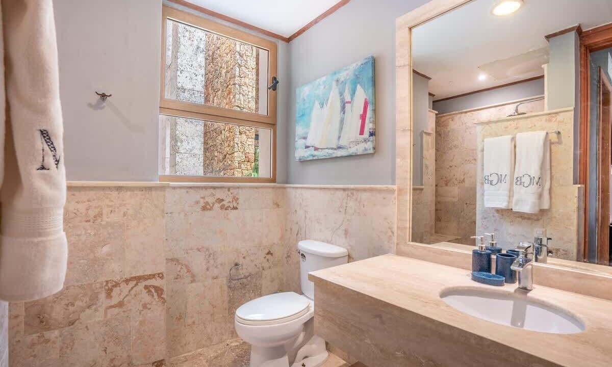 Photo of Bathroom in Los Altos