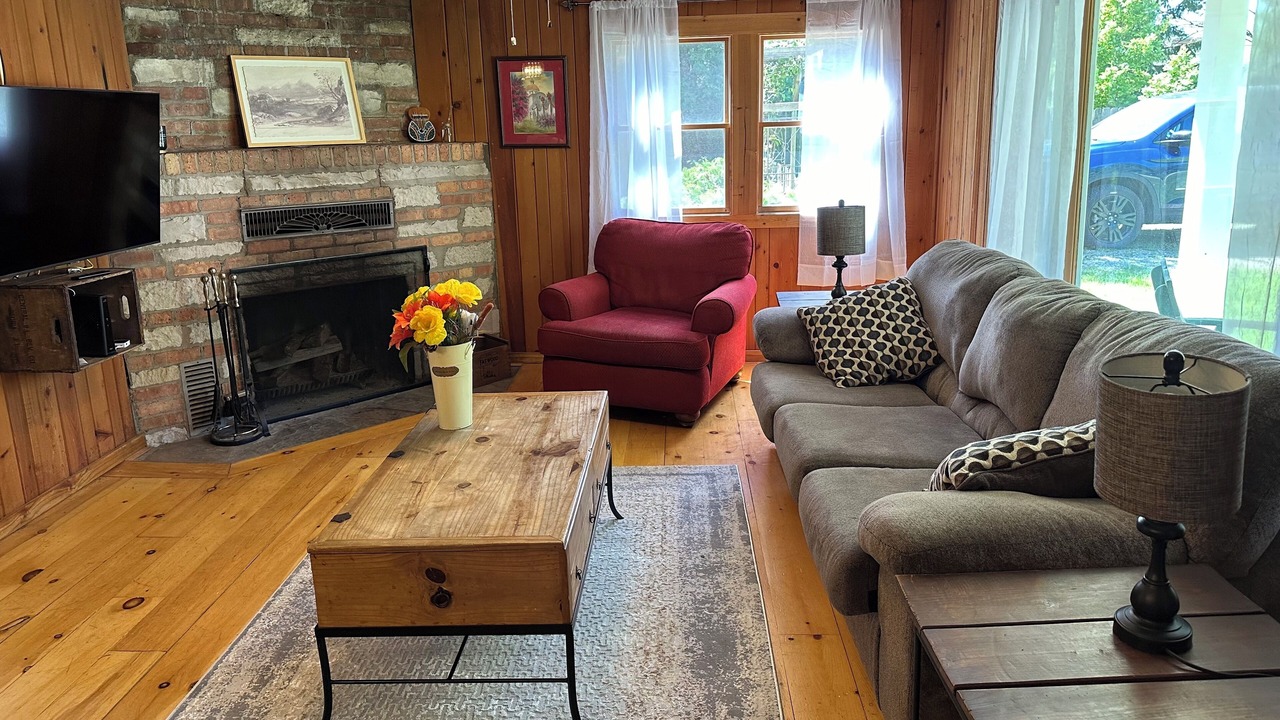 Photo of Livingroom in Harbert