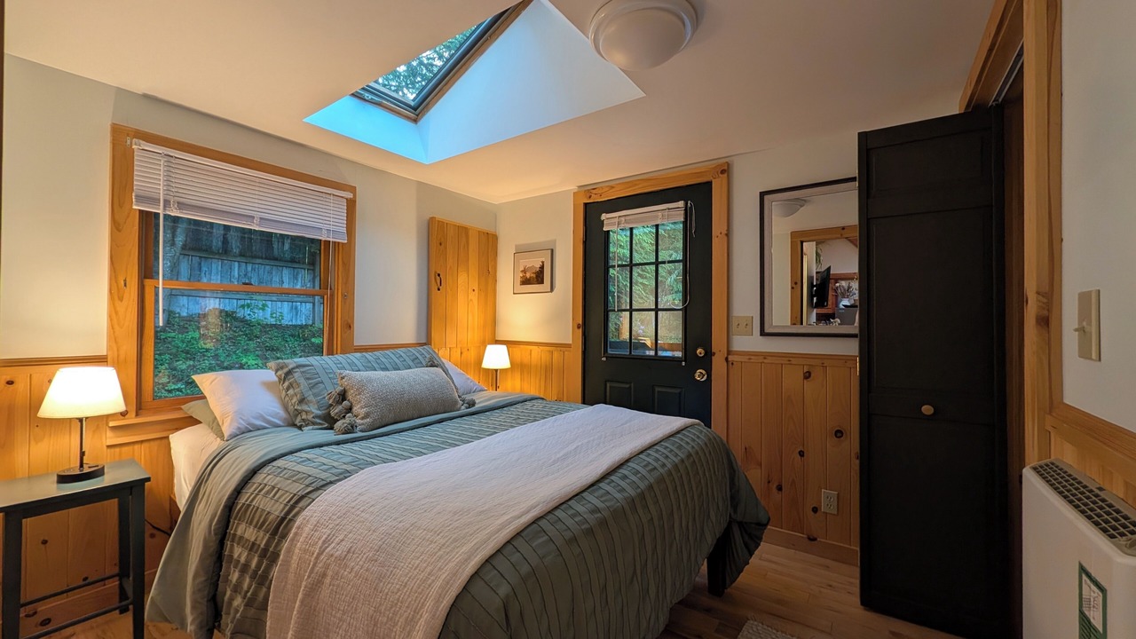 Photo of Bedroom in Warren