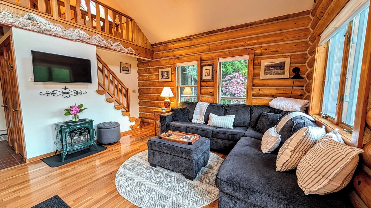 Photo of Livingroom in Warren