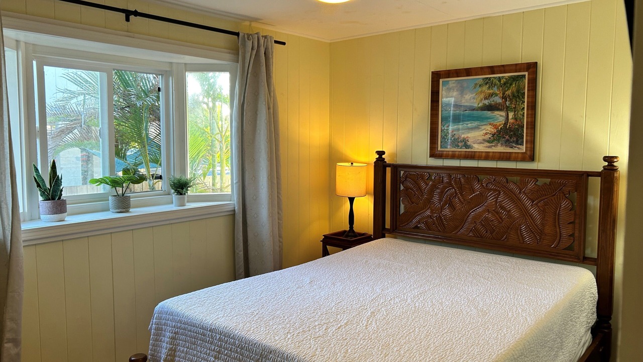 Photo of Bedroom in Mokuleia