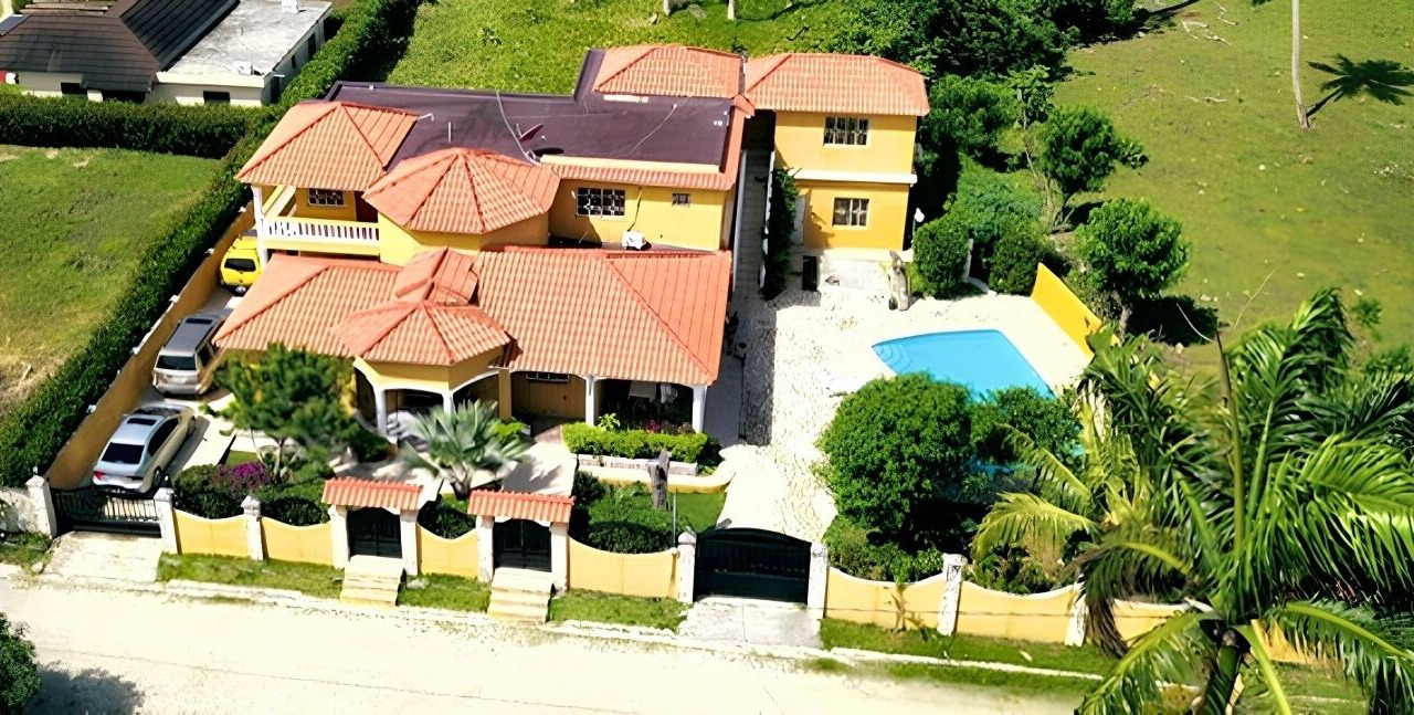 Photo of Outdoor in Cabrera