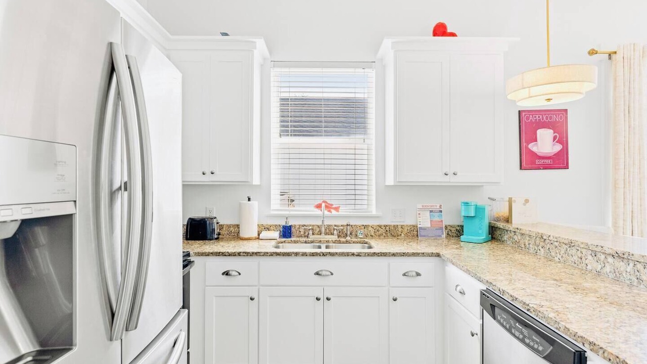 Photo of Kitchen in Laguna Beach Estates