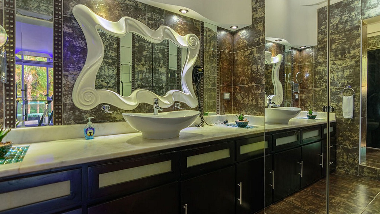 Photo of Bathroom in La Esplanada
