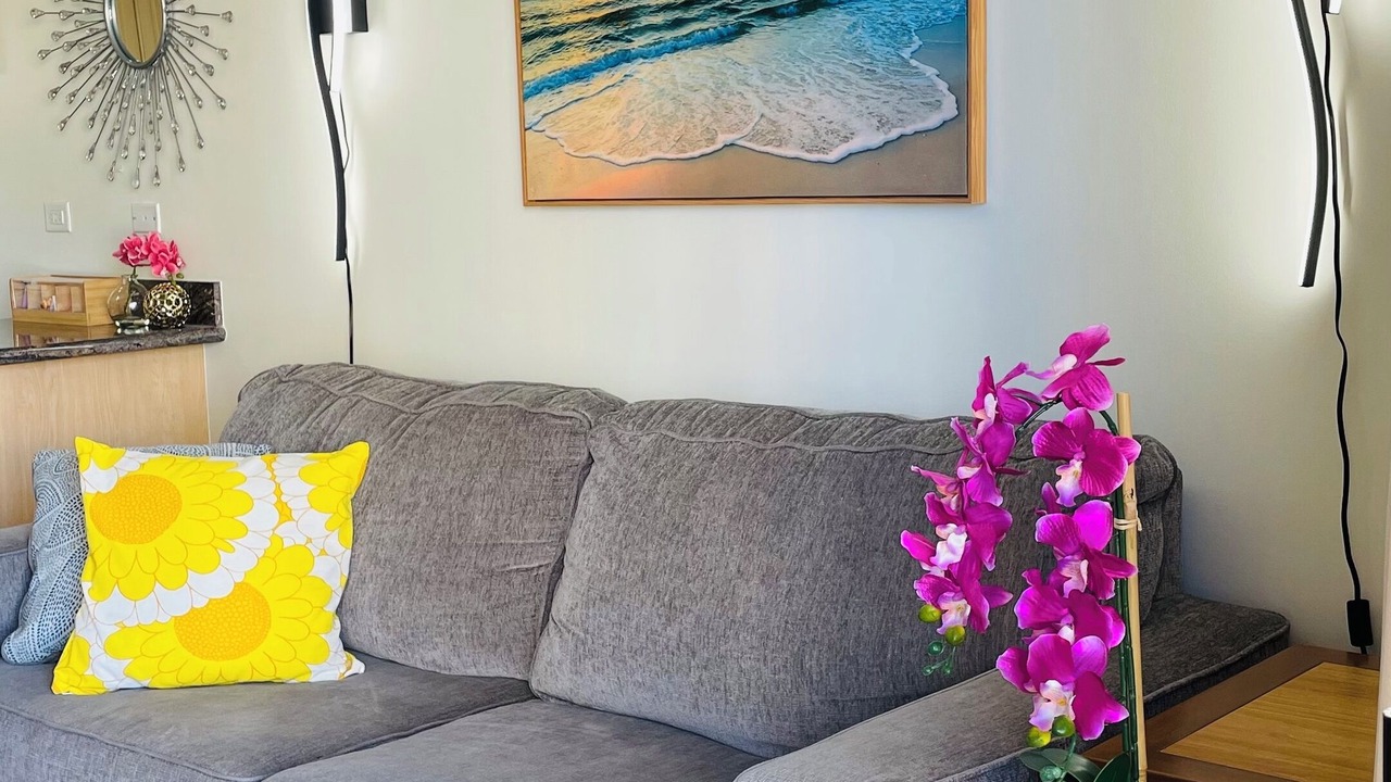 Photo of Livingroom in Waikiki