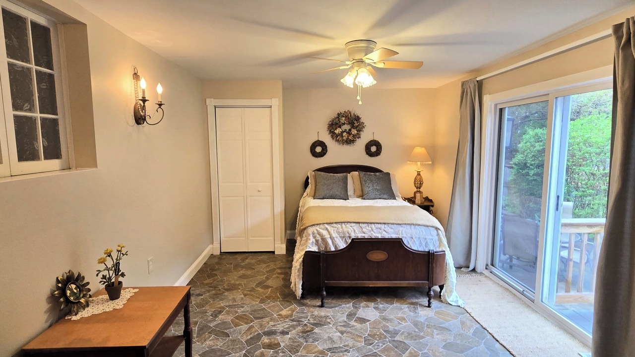 Photo of Bedroom in Hudson Falls Historic District