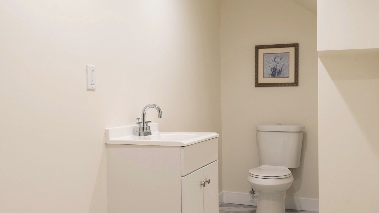 Photo of Bathroom in Oakland