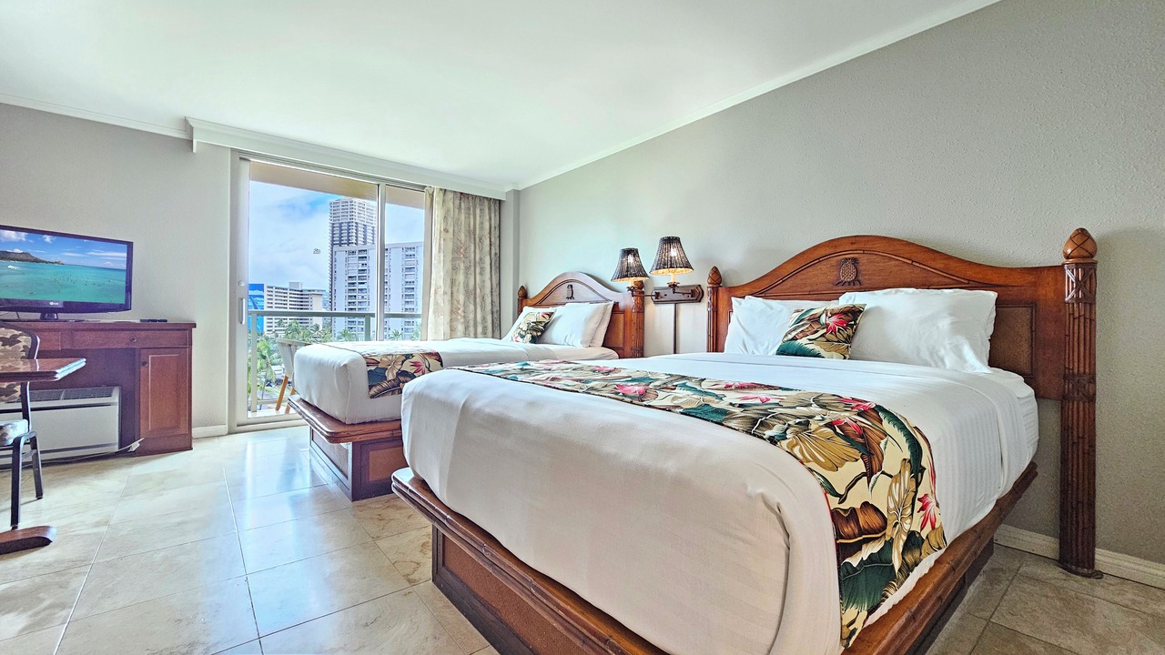 Photo of Bedroom in Waikiki