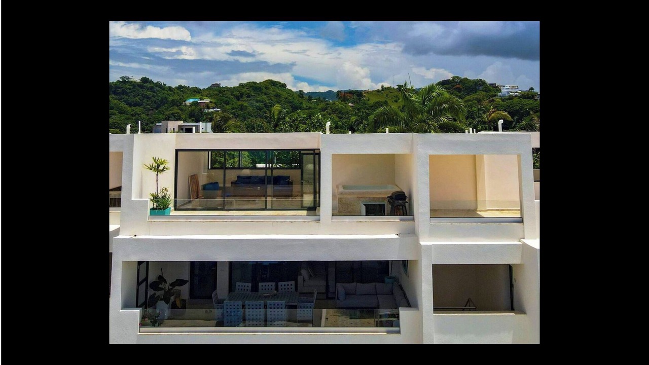 Photo of Patio Balcony in El Callejon