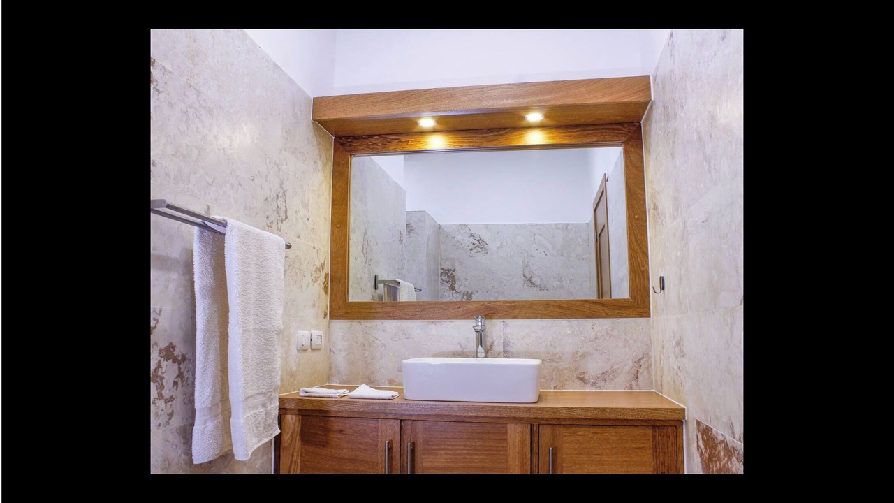 Photo of Bathroom in El Callejon
