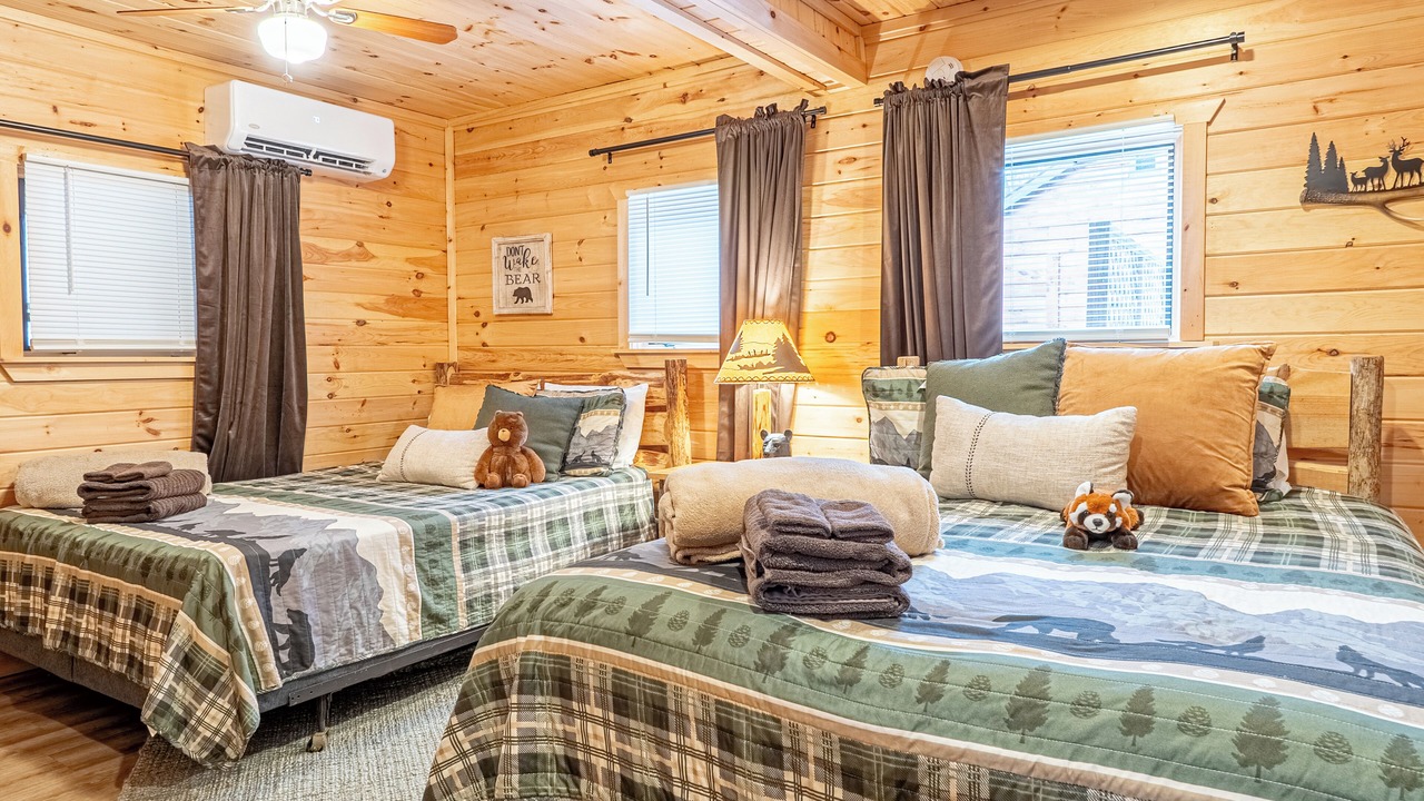 Photo of Bedroom in Lake George