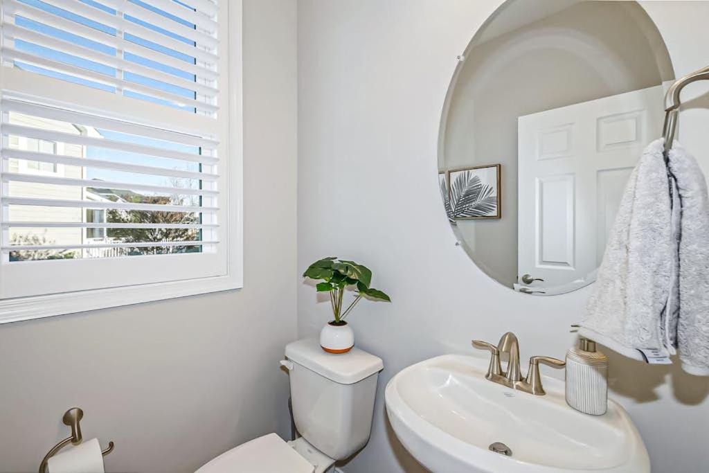 Photo of Bathroom in Long Neck
