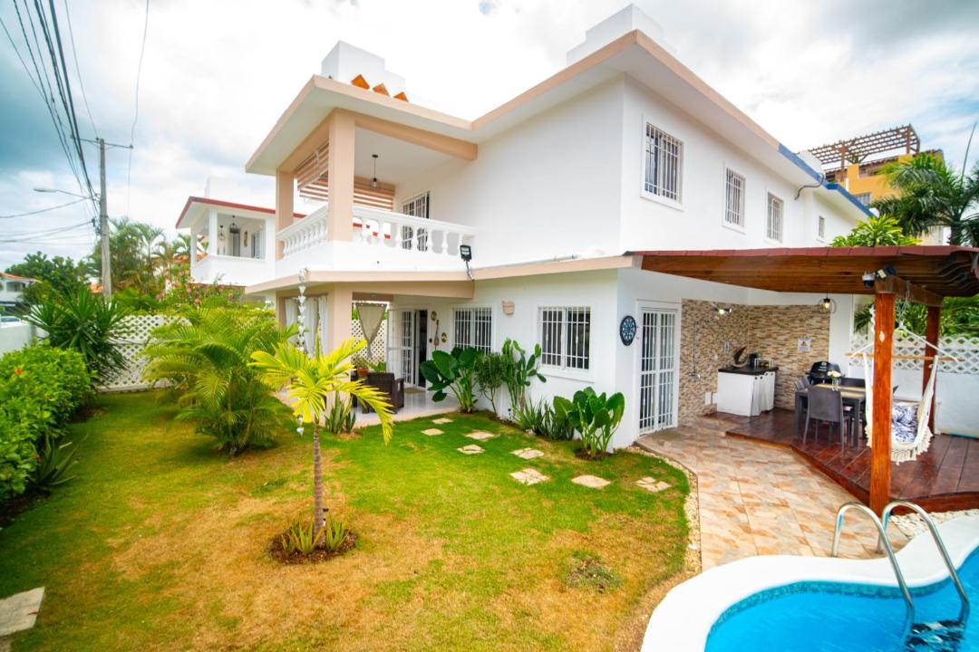 Photo of Others in Dominicus