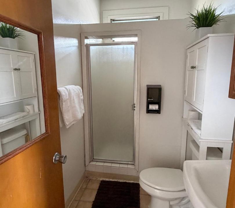 Photo of Bathroom in Ala Moana