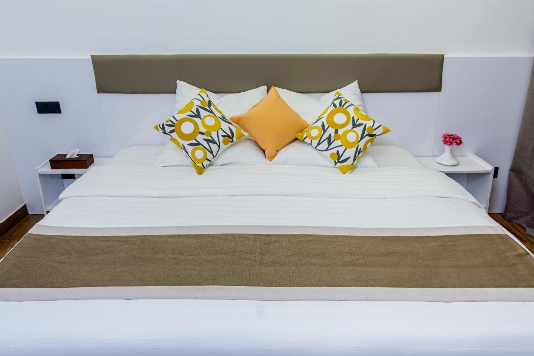 Photo of Bedroom in Omadhoo