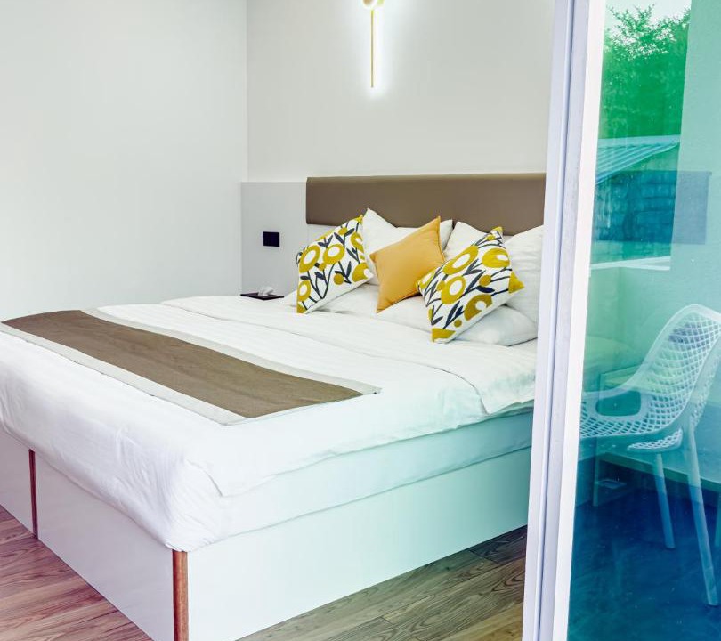 Photo of Bedroom in Omadhoo