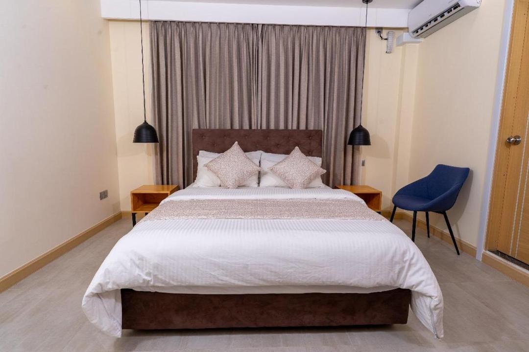 Photo of Bedroom in Dharavandhoo