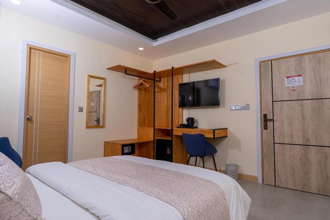 Photo of Bedroom in Dharavandhoo